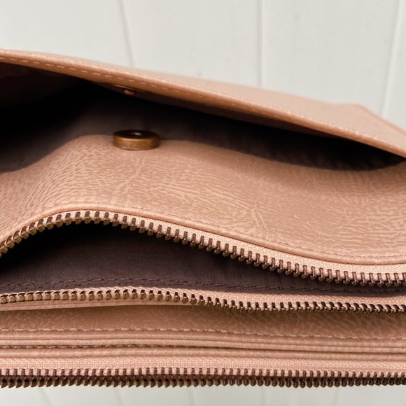 Matt & Nat Vegan Pebbled Leather Crossbody Purse - Picture 6 of 7